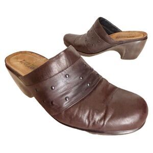 NAOT Shoes 39 Brown Leather Clog Slide Studded Studs Slip On Womens 8 8.5 9